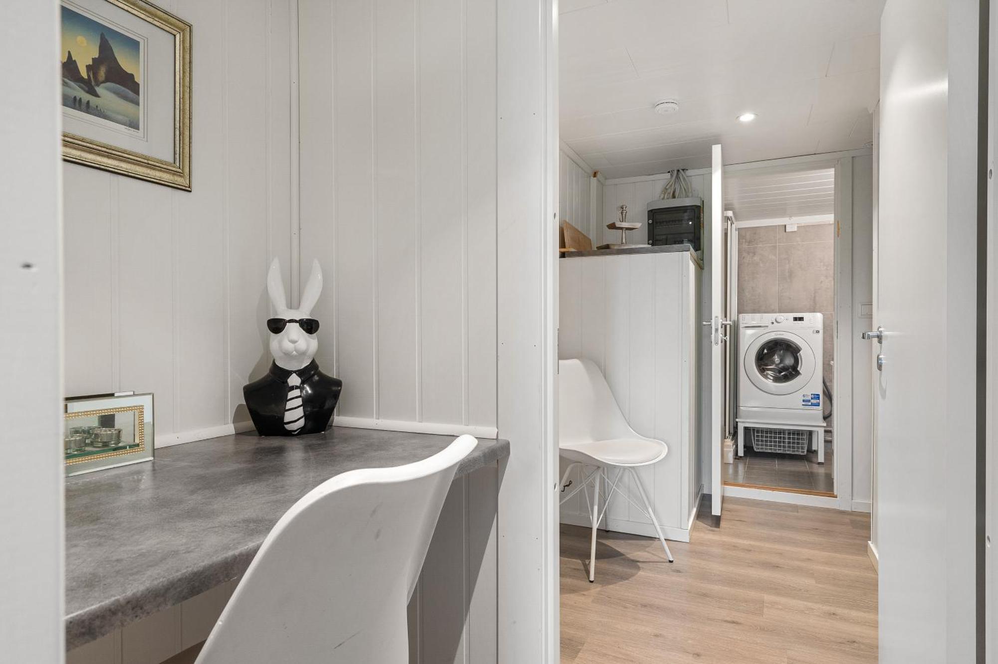 Lägenhet Kb Basement Sørvågen